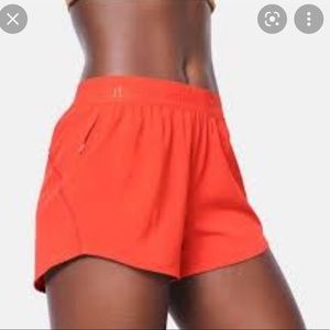 Outdoor Voices relay short